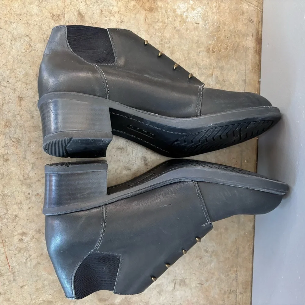 Naot Black Leather Booties With‎ Brass Detail Size 38/7.5